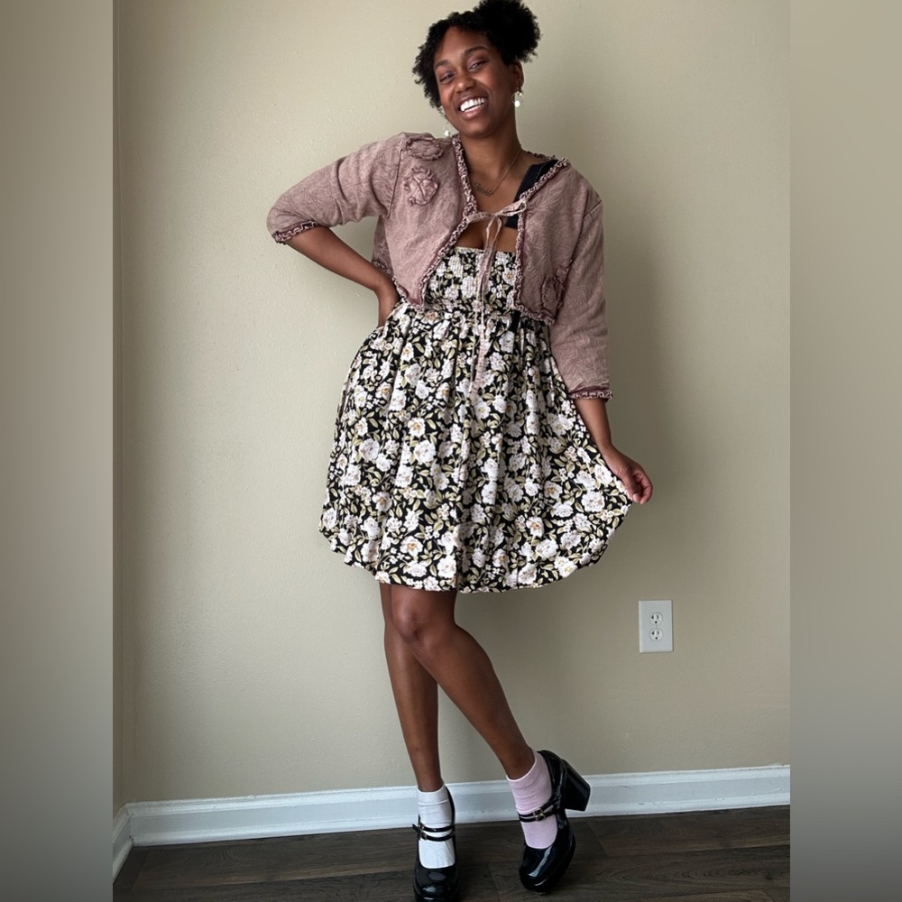 Paper Lace Pinkish Brown Shojo Style Cropped Shrug Size Small